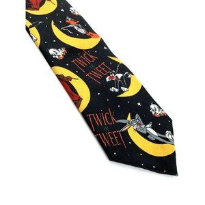 Looney Tunes Mania Men's Novelty Necktie. Halloween "Twick Or Tweet" Bugs Daffy.